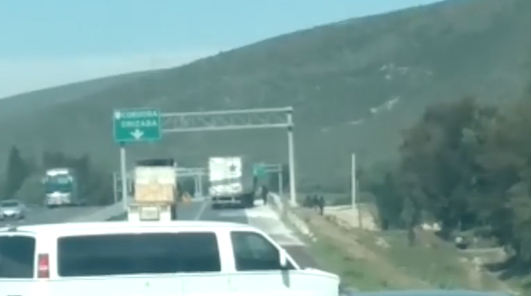 ATRACO EN LA AUTOPISTA PUEBLA- ORIZABA